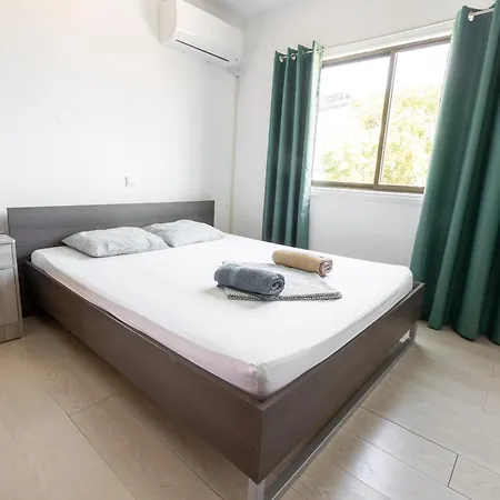 Special Offer -50 Percent Off - Square Apartman Ajía Nápa